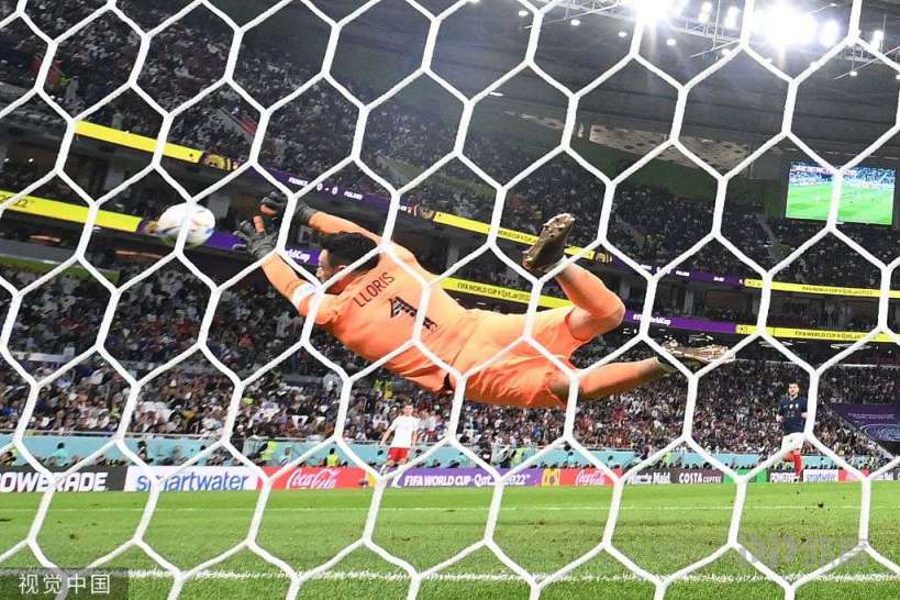 世界杯-法国3-1波兰 姆巴佩2球1助吉鲁破门加冕队史射手王 4 法国 vs 波兰在 Atumama